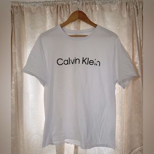 Calvin Klein Tee